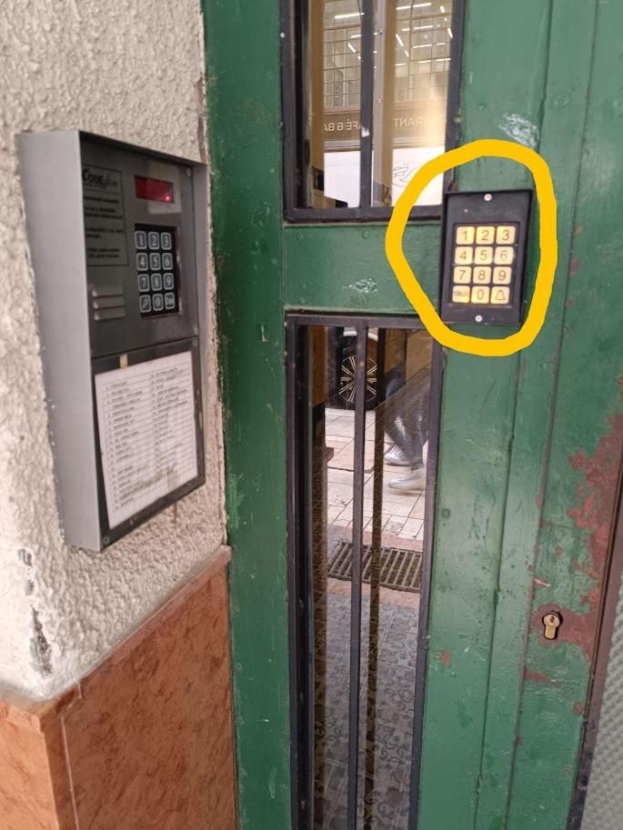 Bridgetown Hostel Budapest Eksteriør billede
