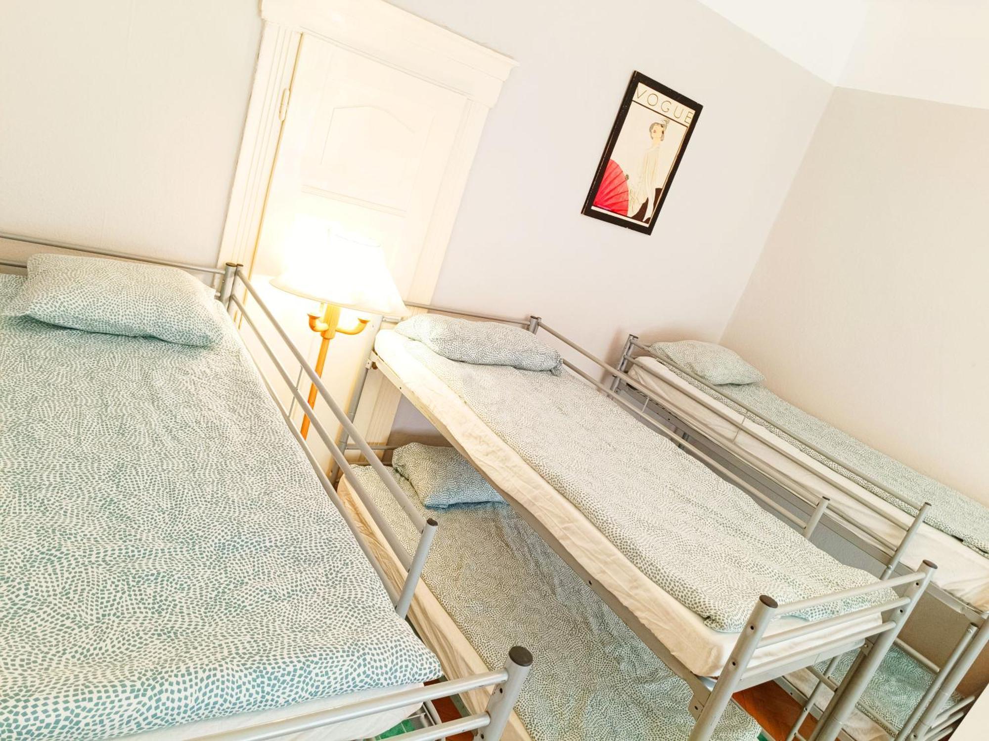 Bridgetown Hostel Budapest Eksteriør billede