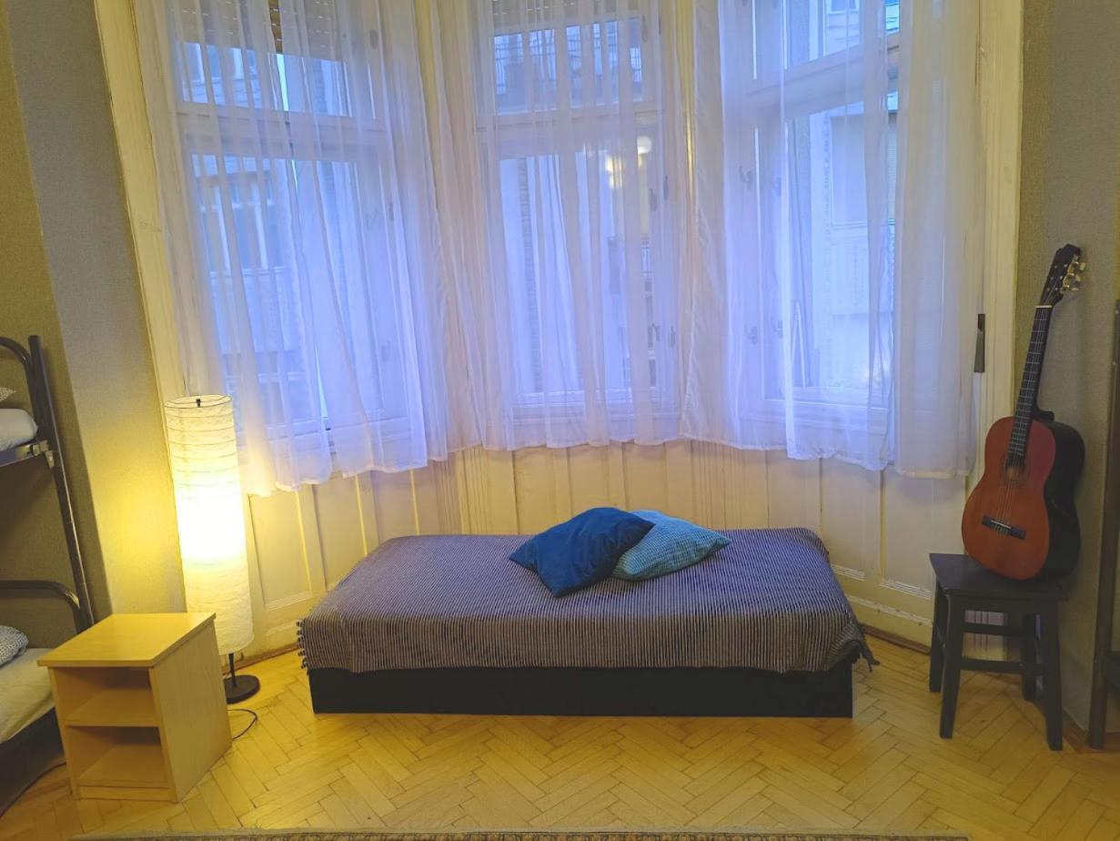 Bridgetown Hostel Budapest Eksteriør billede