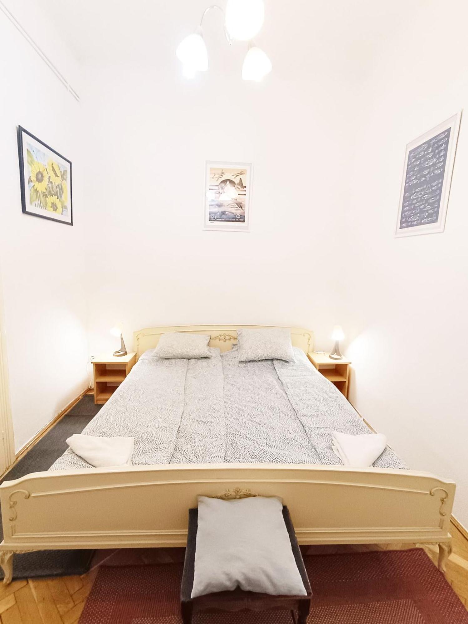 Bridgetown Hostel Budapest Eksteriør billede